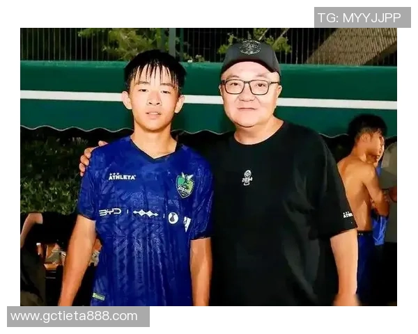 南京足球明星的崛起与成就探讨及其对中国足球的影响